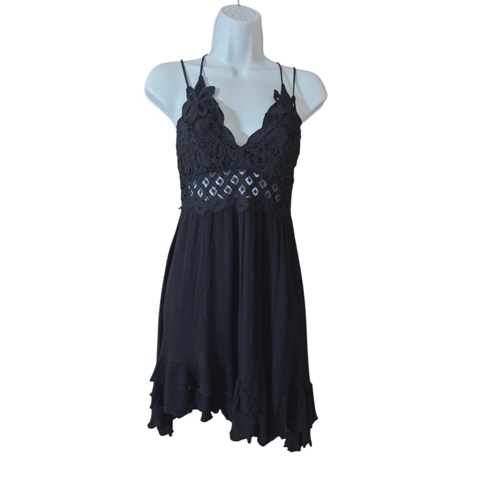Black Strappy Crochet Whimsigoth Dark Fairy Knee-Length V-Neck Dress S HYFVE